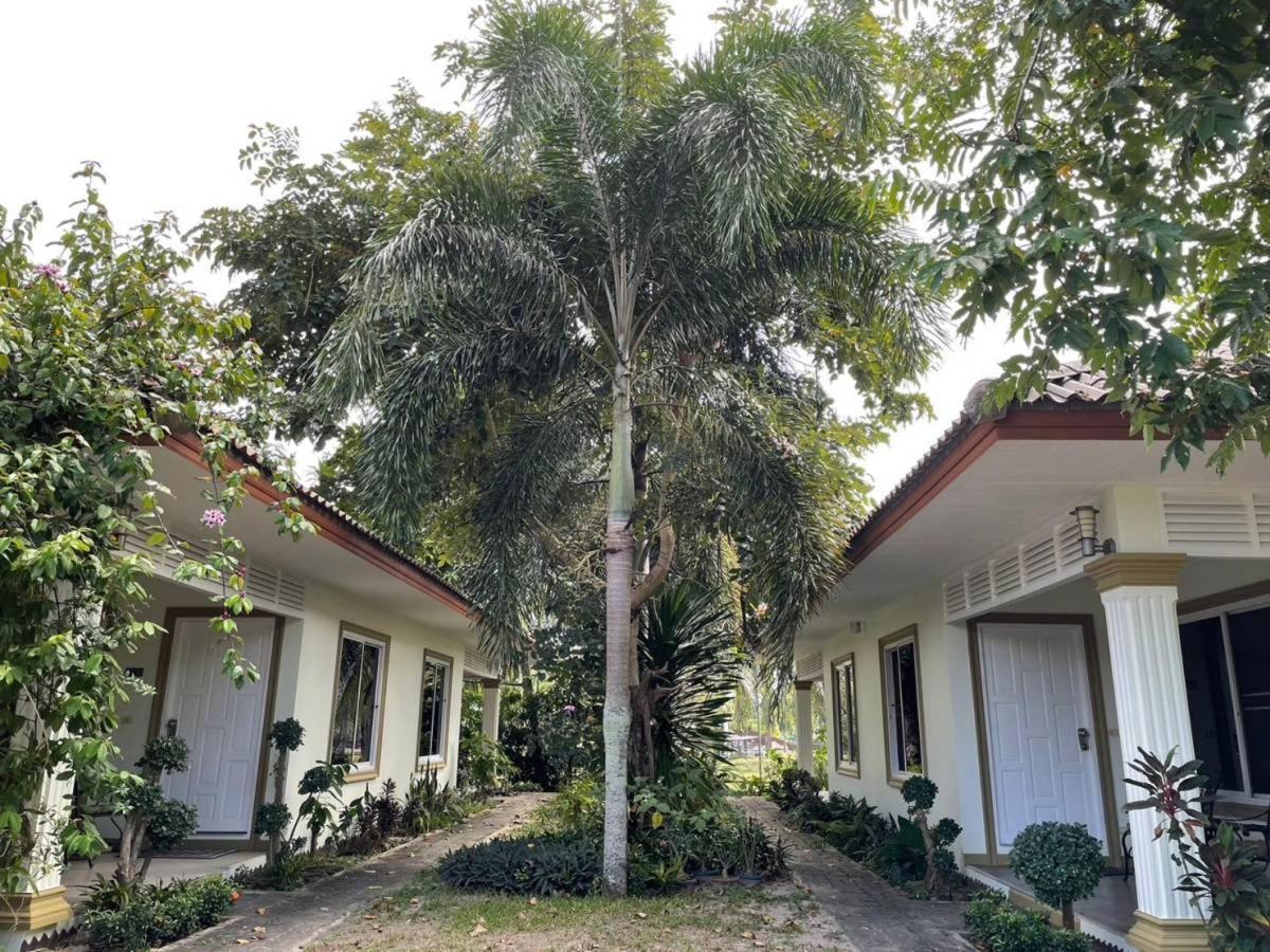 Vacation Garden Villa 타랑 외부 사진